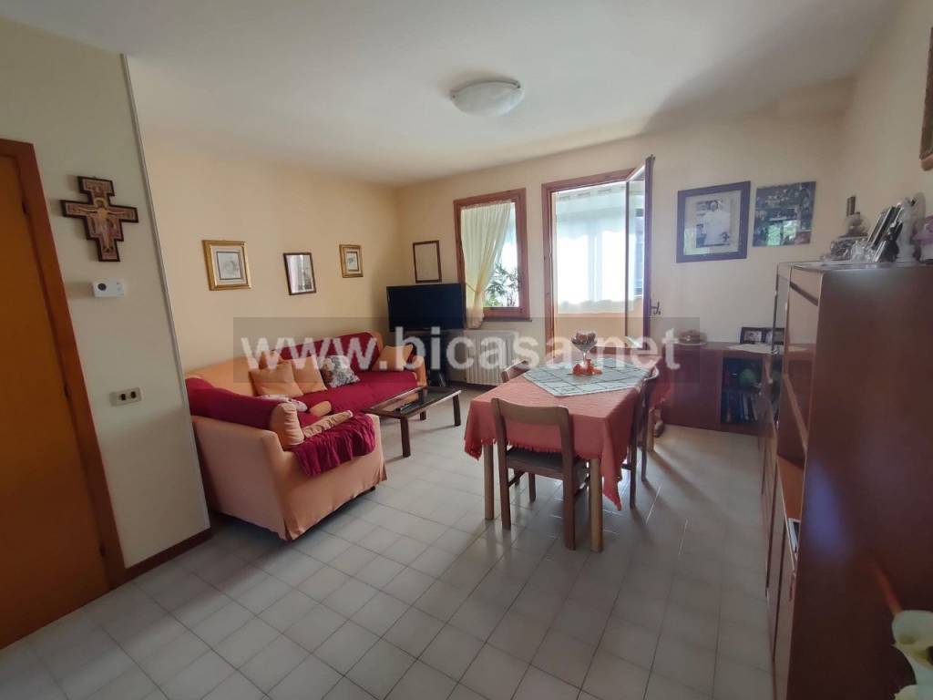 appartamento in vendita a Pesaro in zona Villa Ceccolini