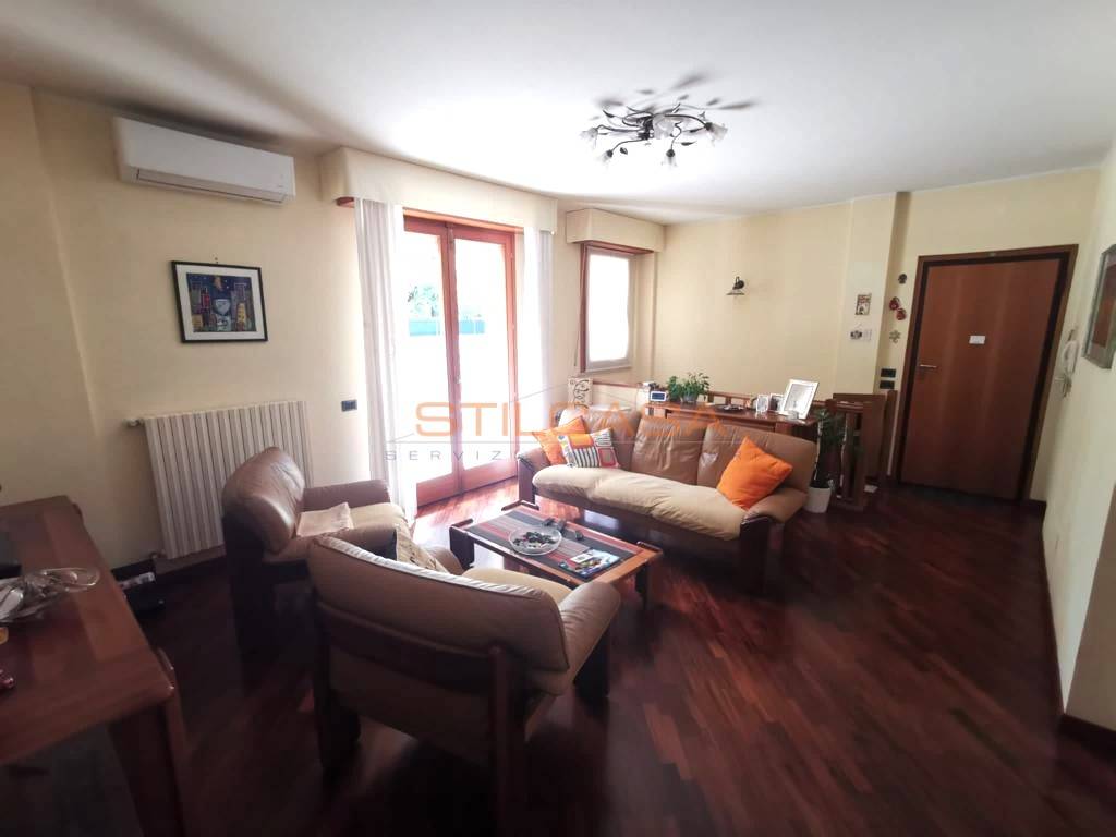 appartamento in vendita a Pesaro in zona Novilara