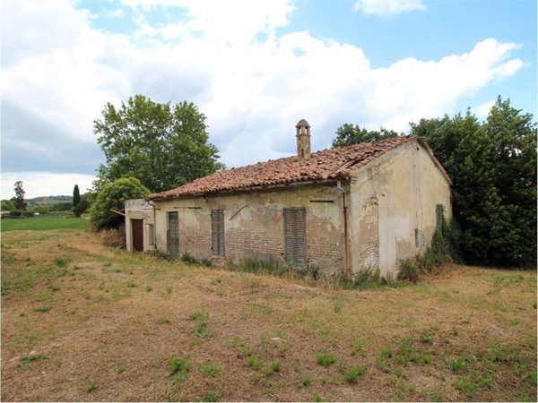 casa indipendente in vendita a Pesaro