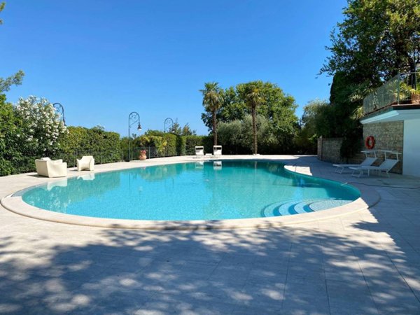 casa indipendente in vendita a Pesaro in zona Novilara