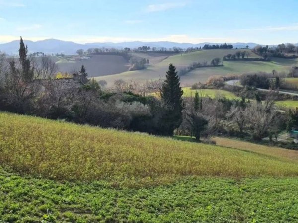casa indipendente in vendita a Pesaro in zona Candelara