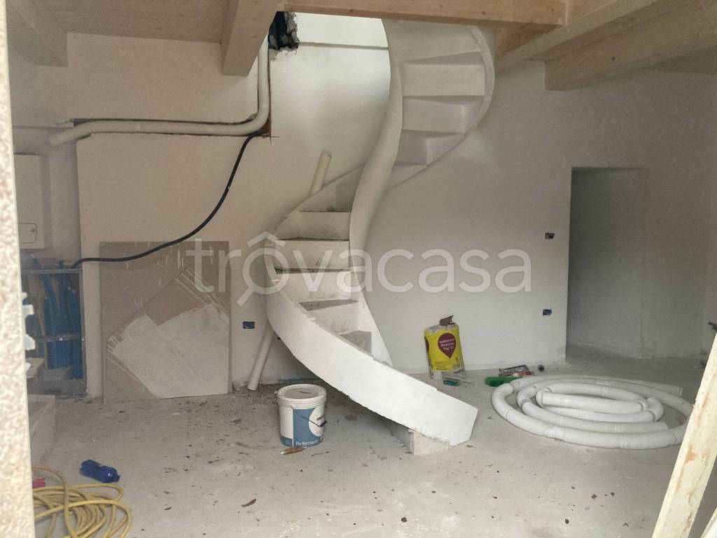 casa indipendente in vendita a Pesaro in zona Porto