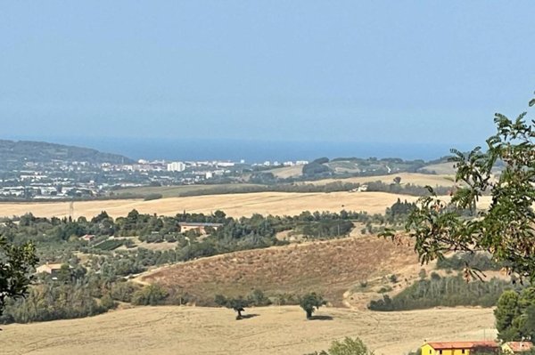 terreno edificabile in vendita a Pesaro in zona Mare