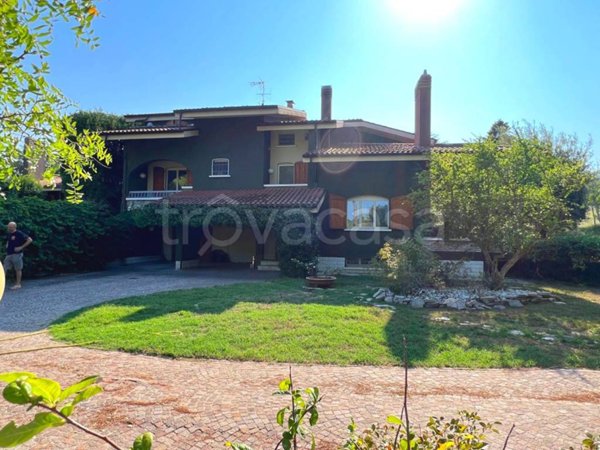 casa indipendente in vendita a Pesaro in zona San Bartolo