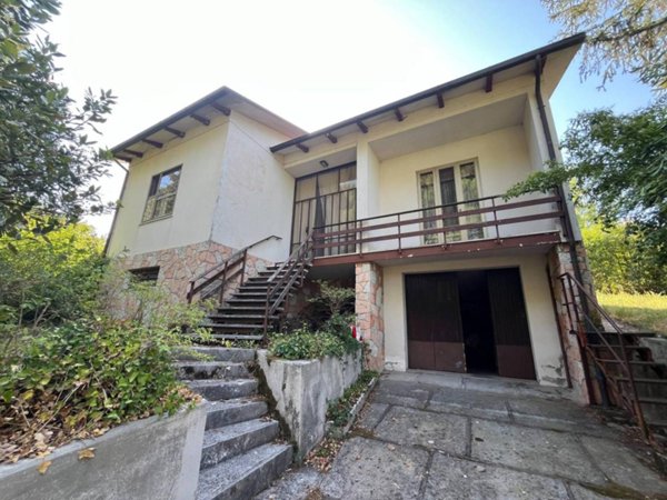casa indipendente in vendita a Pesaro