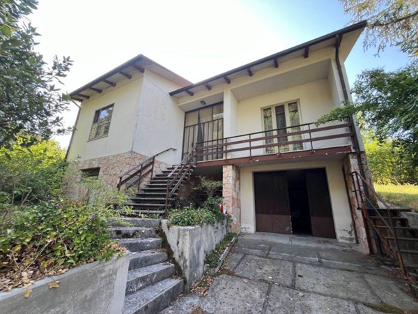 casa indipendente in vendita a Pesaro