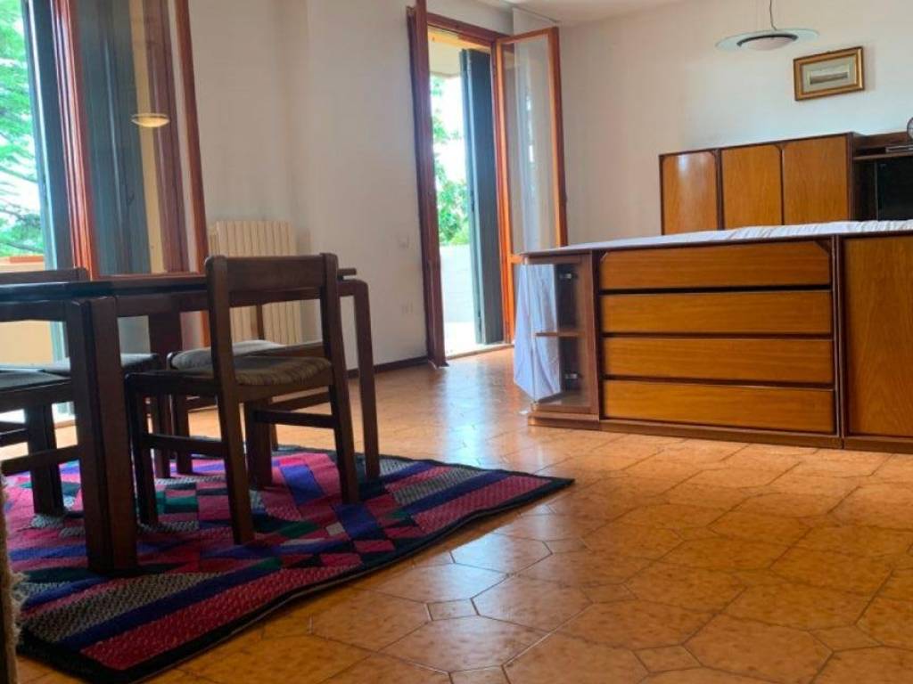 appartamento in vendita a Pesaro in zona Villa Ceccolini