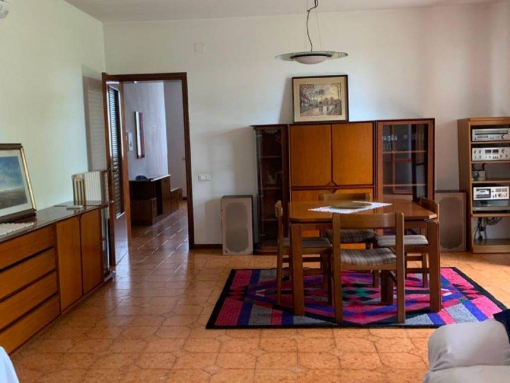 appartamento in vendita a Pesaro in zona Villa Ceccolini