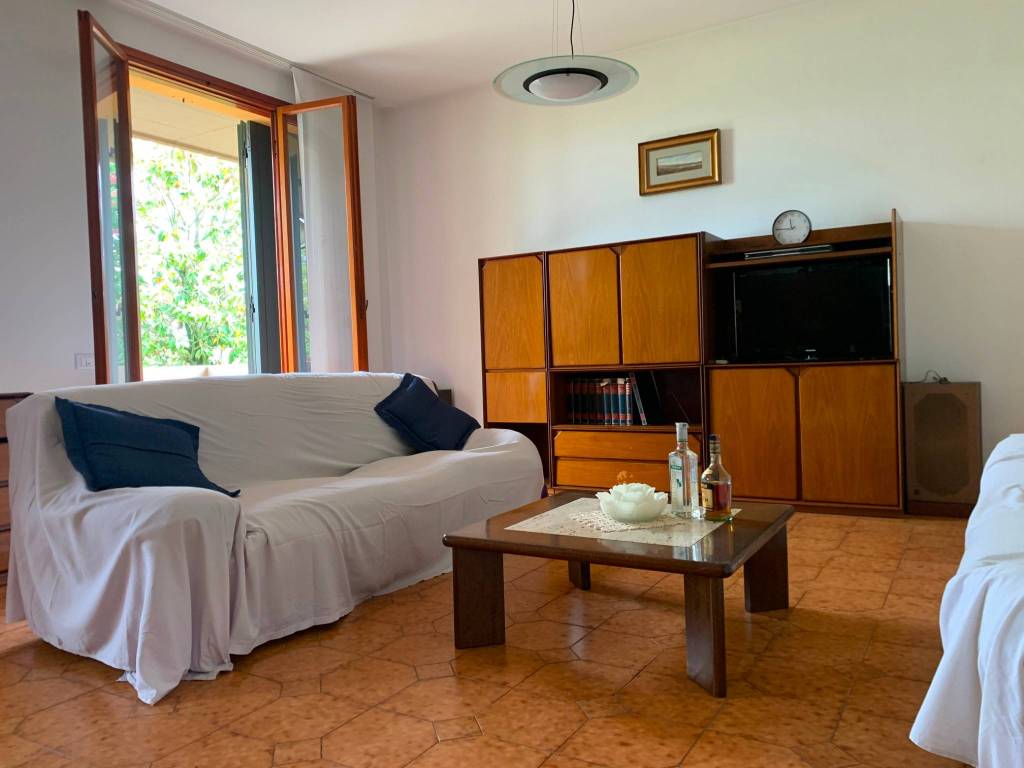 appartamento in vendita a Pesaro in zona Villa Fastiggi