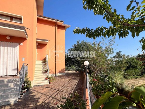 appartamento in vendita a Pesaro in zona Novilara
