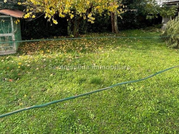 casa indipendente in vendita a Pesaro in zona Borgo Santa Maria