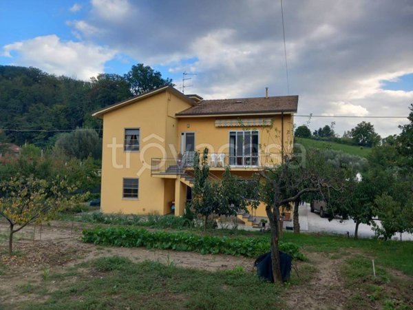 casa indipendente in vendita a Pesaro