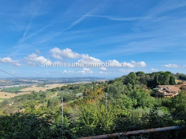casa indipendente in vendita a Pesaro in zona Ginestreto
