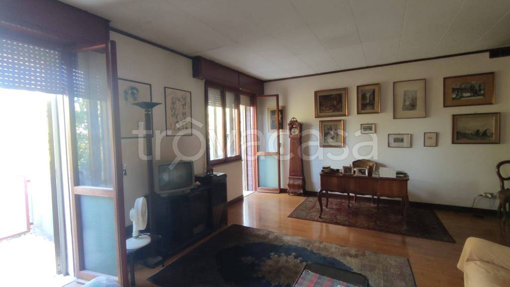 appartamento in vendita a Pesaro in zona Mare