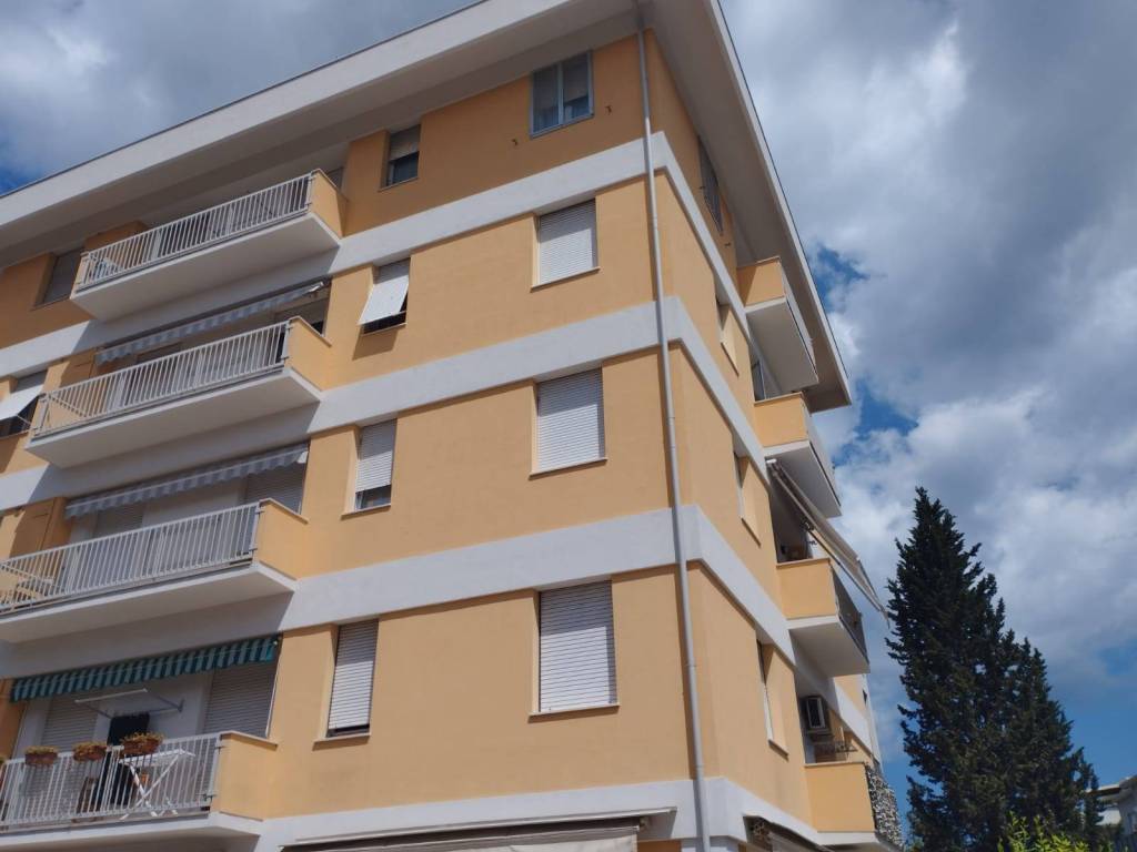 appartamento in vendita a Pesaro in zona Pantano