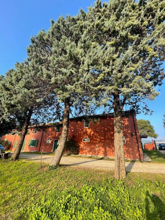 villa in vendita a Pesaro in zona Case Bruciate