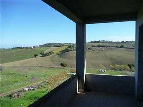 casa indipendente in vendita a Pesaro