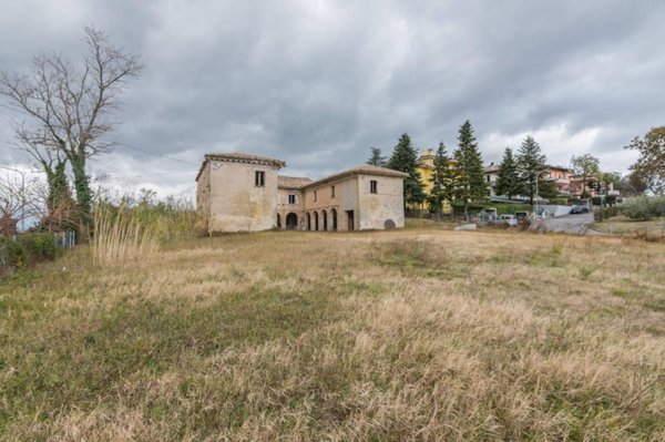 casa indipendente in vendita a Pesaro in zona Monteciccardo