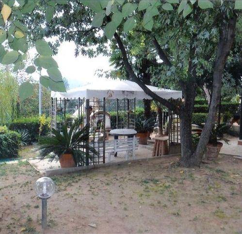 casa indipendente in vendita a Pesaro in zona Trebbiantico