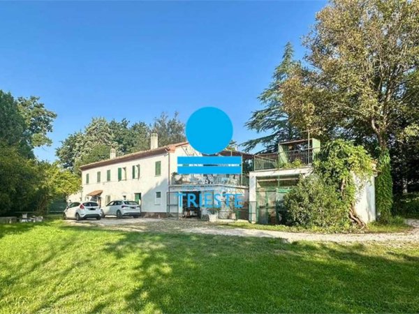 casa indipendente in vendita a Pesaro in zona Cattabrighe
