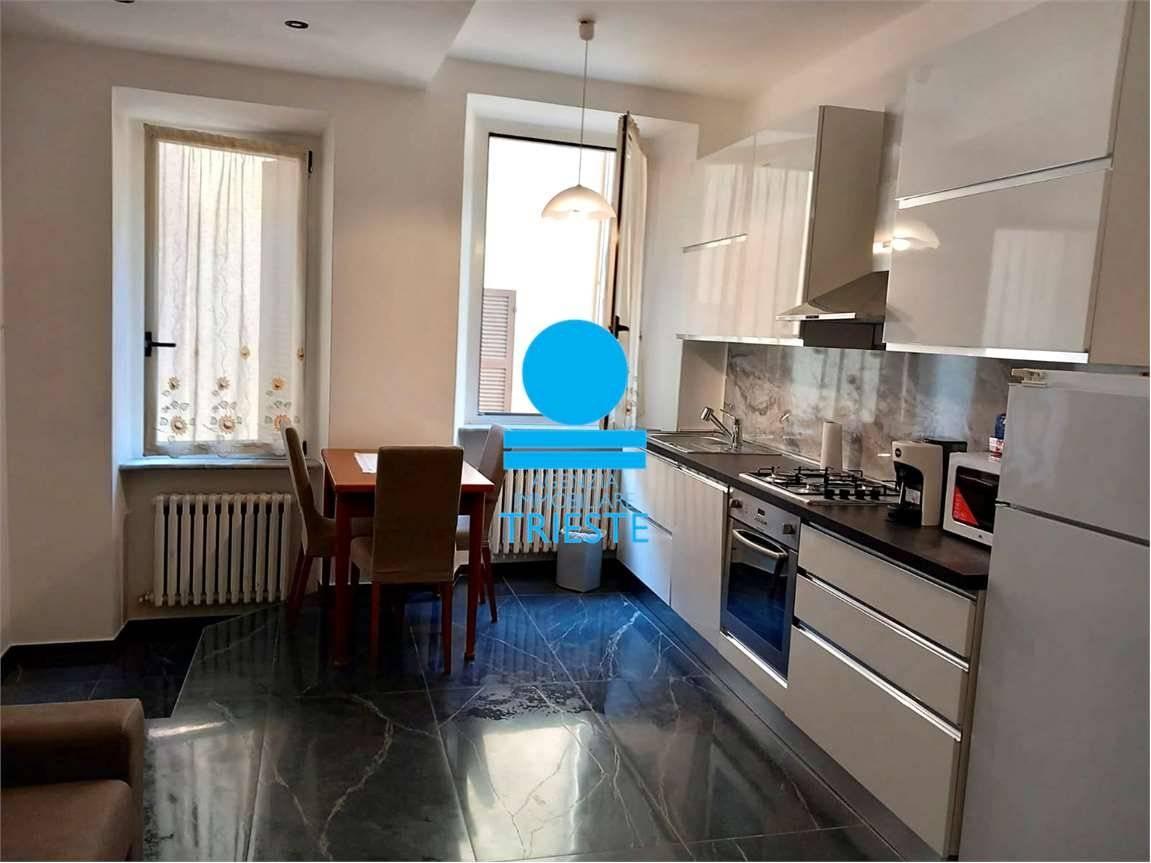 appartamento in vendita a Pesaro in zona Centro Città