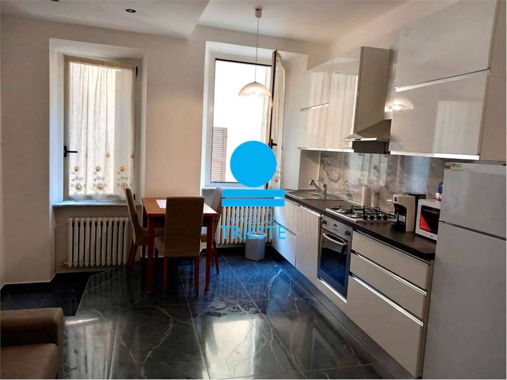 appartamento in vendita a Pesaro in zona Centro Città