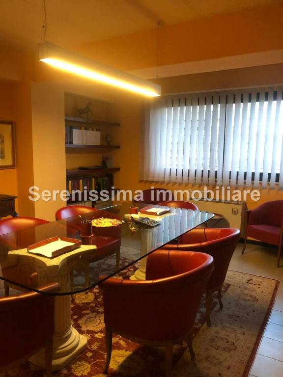 appartamento in vendita a Pesaro in zona Tre Ponti