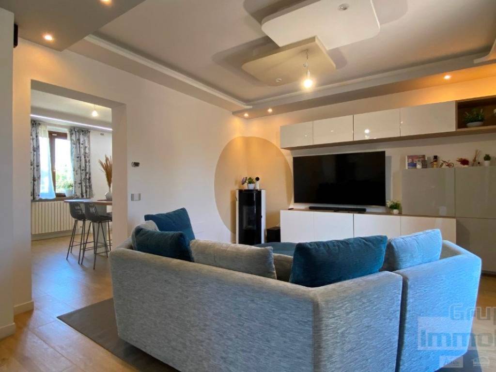 casa indipendente in vendita a Pesaro in zona Mare