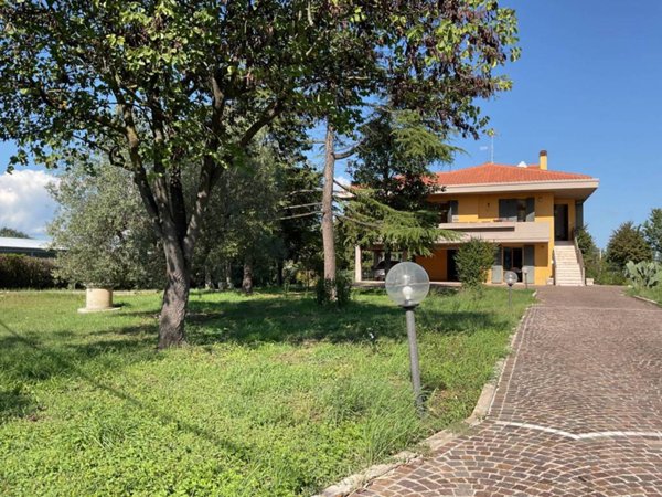 casa indipendente in vendita a Pesaro in zona Villa Fastiggi
