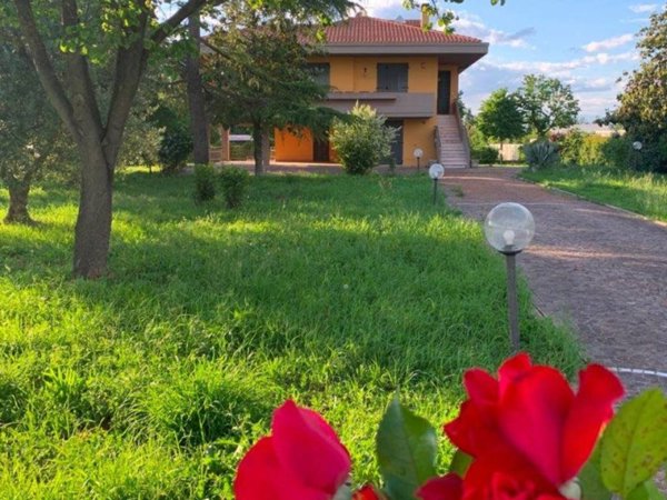 casa indipendente in vendita a Pesaro in zona Villa Fastiggi