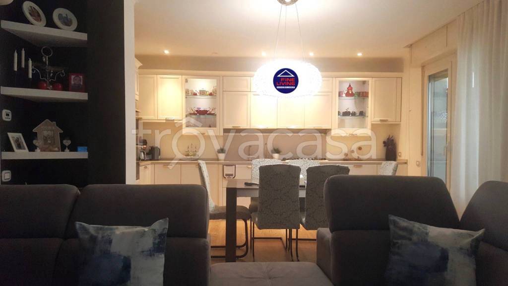 appartamento in vendita a Pesaro in zona Borgo Santa Maria