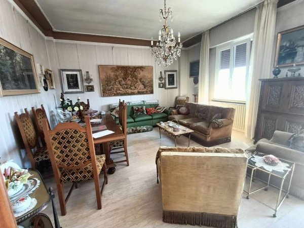 appartamento in vendita a Pesaro in zona Mare