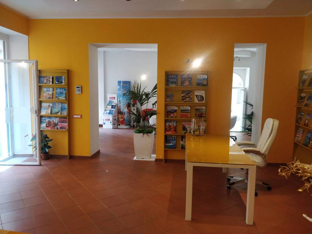 negozio in vendita a Pesaro