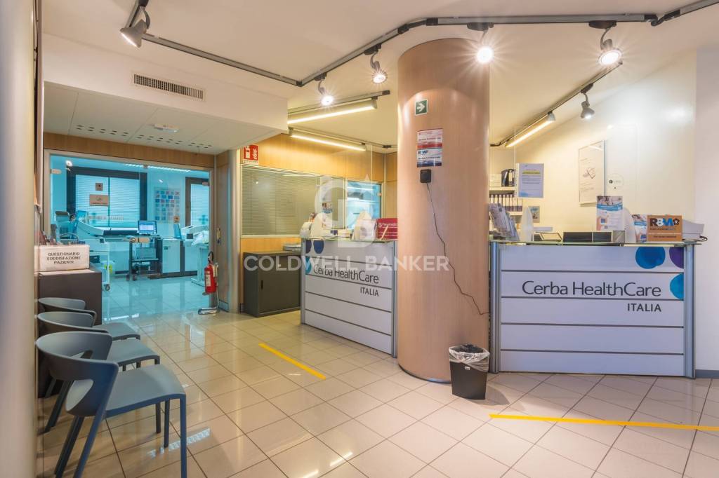 negozio in vendita a Pesaro