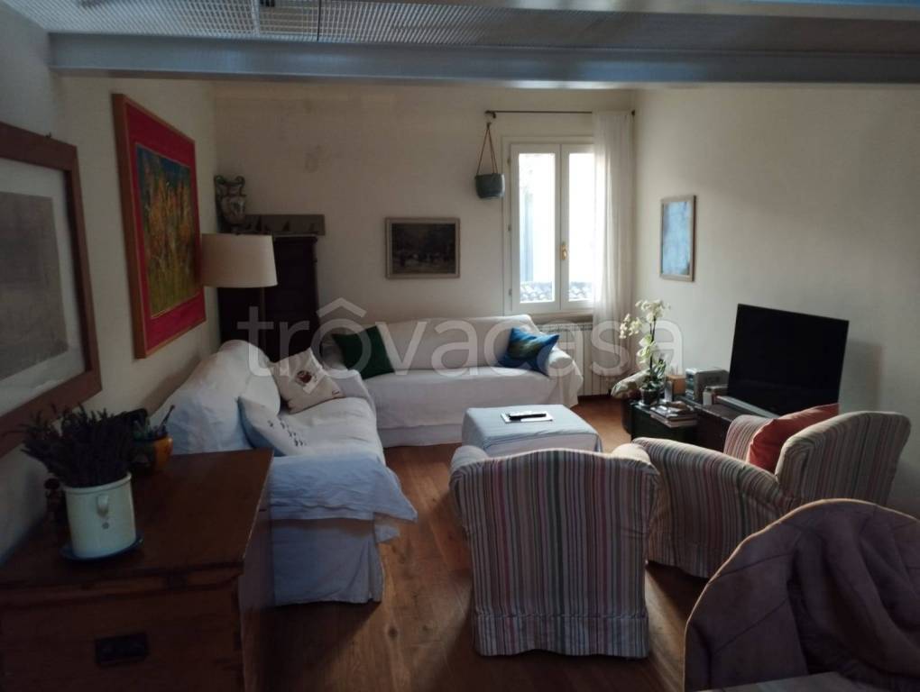 appartamento in vendita a Pesaro in zona Centro Città