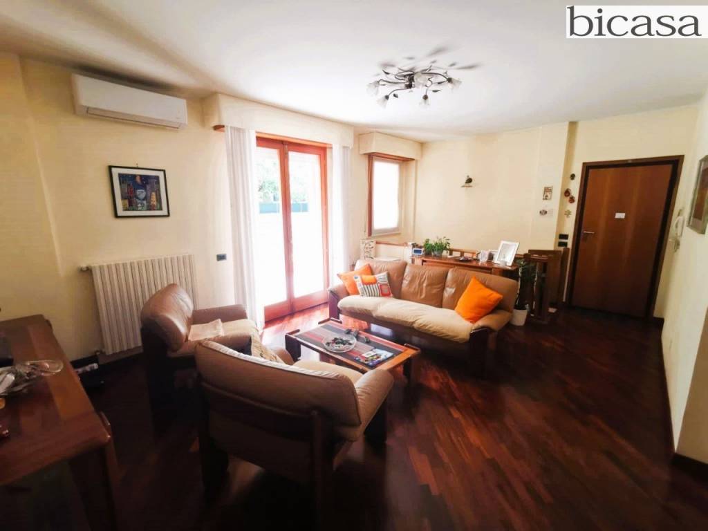 appartamento in vendita a Pesaro in zona Pantano