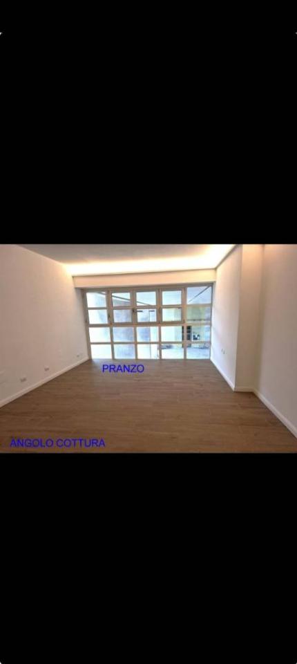 appartamento in vendita a Pesaro in zona Mare