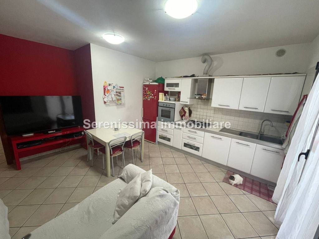 appartamento in vendita a Pesaro in zona Ginestreto