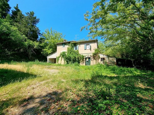 casa indipendente in vendita a Pesaro