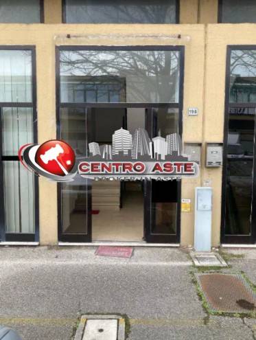 quadrivano in vendita a Pesaro in zona Tre Ponti