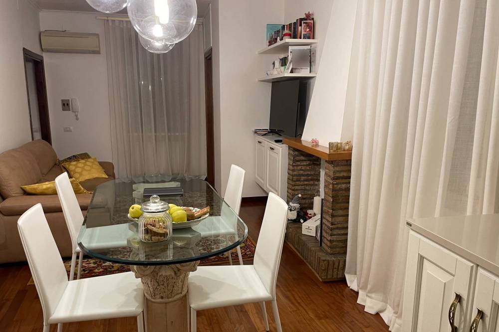 appartamento in vendita a Pesaro in zona Centro Città