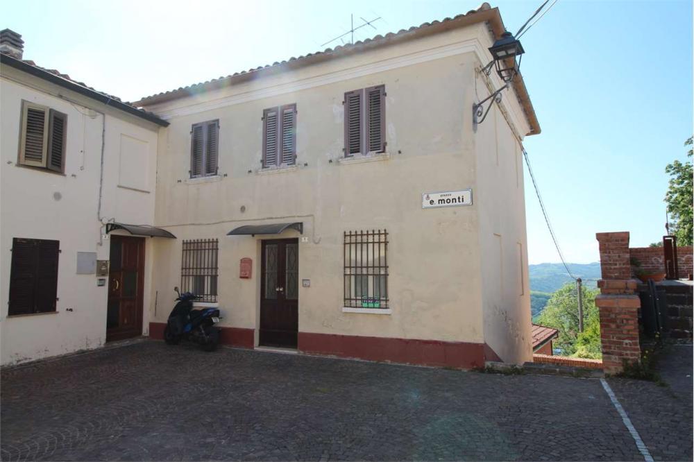 appartamento in vendita a Pesaro in zona Monteciccardo
