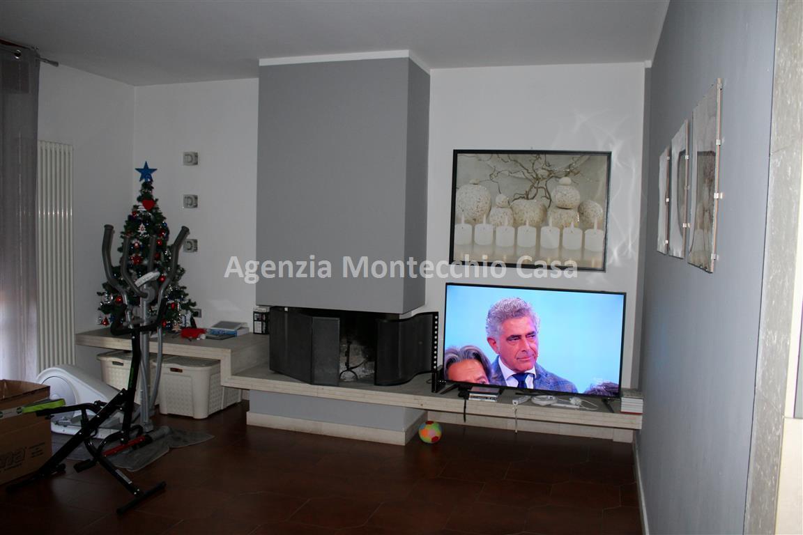 appartamento in vendita a Pesaro in zona Villa Fastiggi