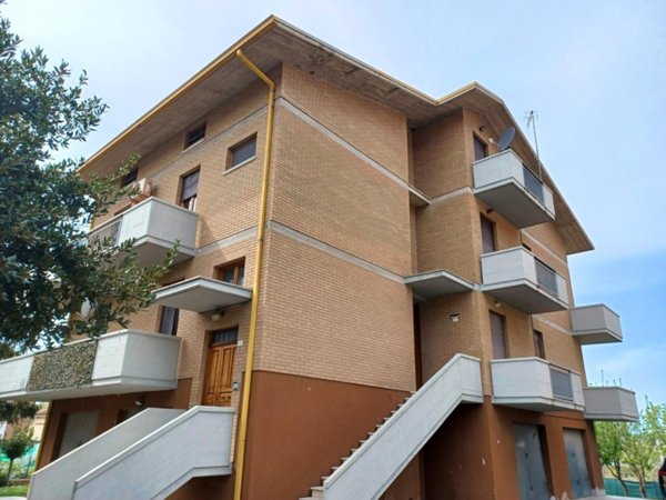 appartamento in vendita a Pesaro in zona Centro Città