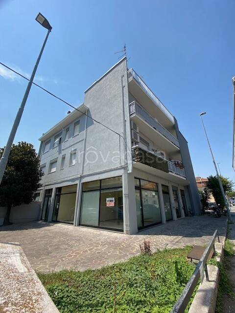 ufficio in vendita a Pesaro