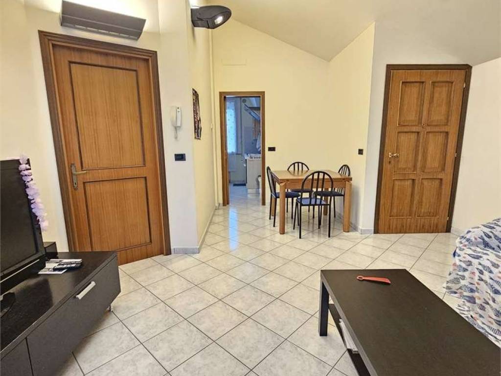 casa indipendente in vendita a Pesaro in zona Tre Ponti