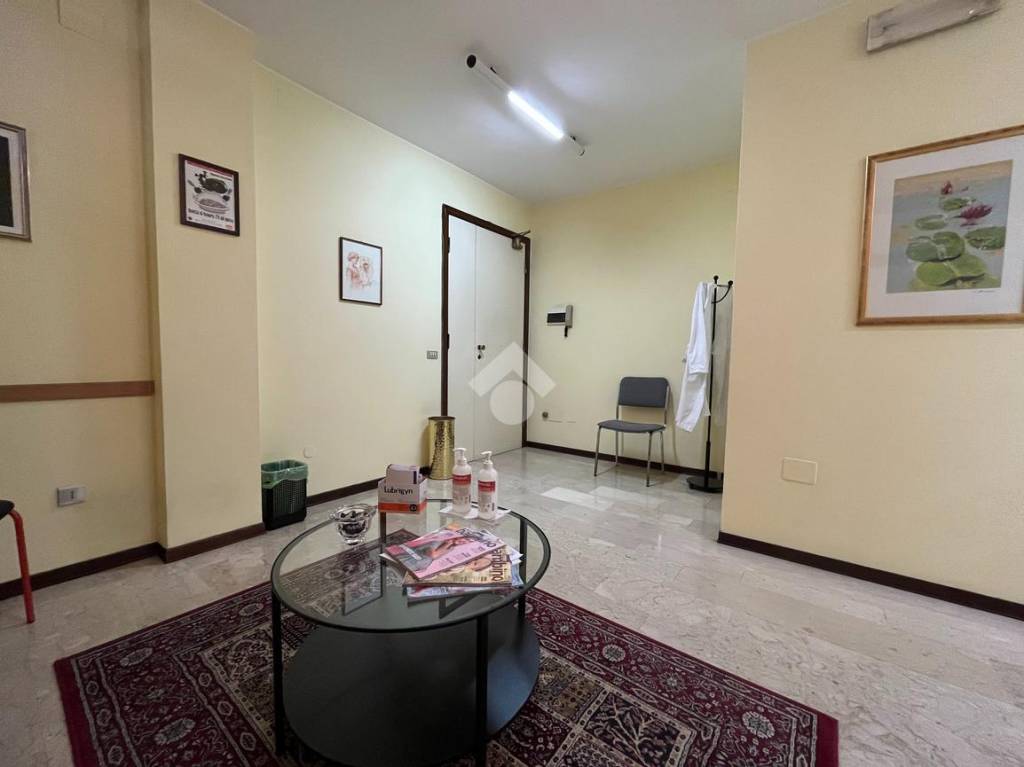 appartamento in vendita a Pesaro in zona Centro Città