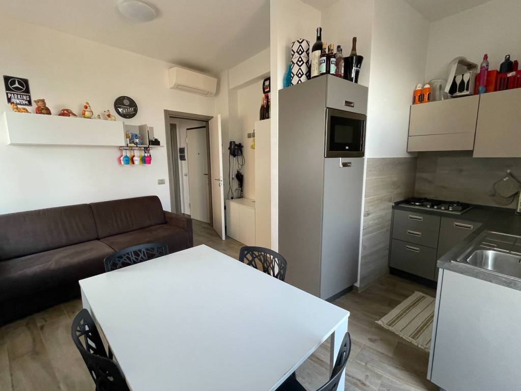 appartamento in vendita a Pesaro in zona Mare