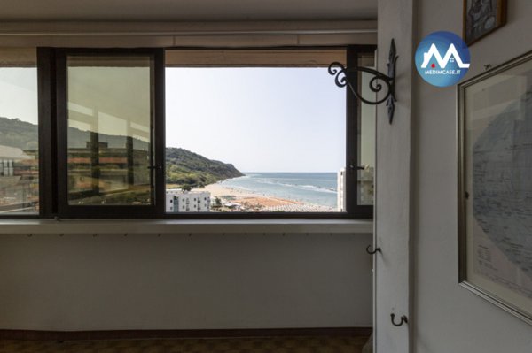appartamento in vendita a Pesaro in zona Mare