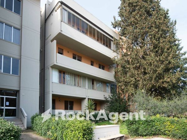 appartamento in vendita a Pesaro in zona Case Bruciate